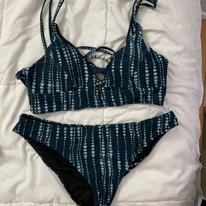 Cupshe bikini bathing suit
